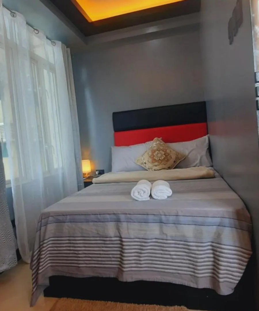 Modern Den Aparthotel Manila Philippines